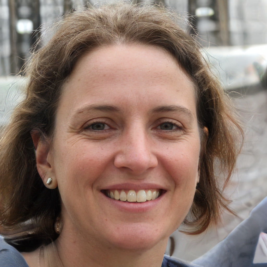 <em>JESICA C.</em>
